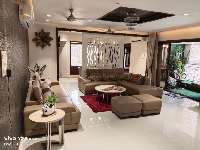 4 BHK Apartment in Vesu for rent Surat. The reference number is 20190445