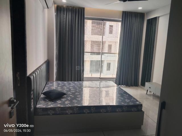 4 BHK Apartment in Vesu for rent Surat. The reference number is 20465386