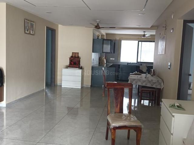 4 BHK Apartment in Vesu for rent Surat. The reference number is 20580399