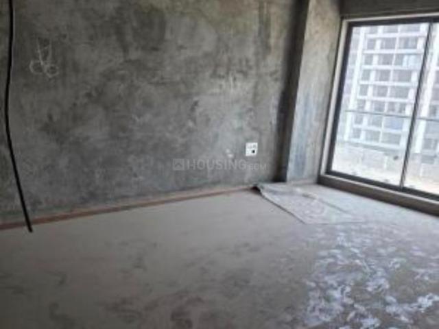 4 BHK Apartment in Vesu for rent Surat. The reference number is 20804878