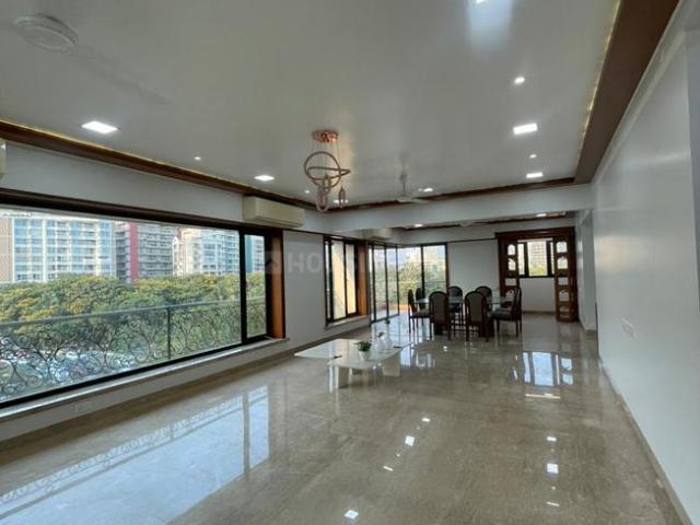 4 BHK Apartment in Vile Parle West for rent Mumbai. The reference number is 20118932