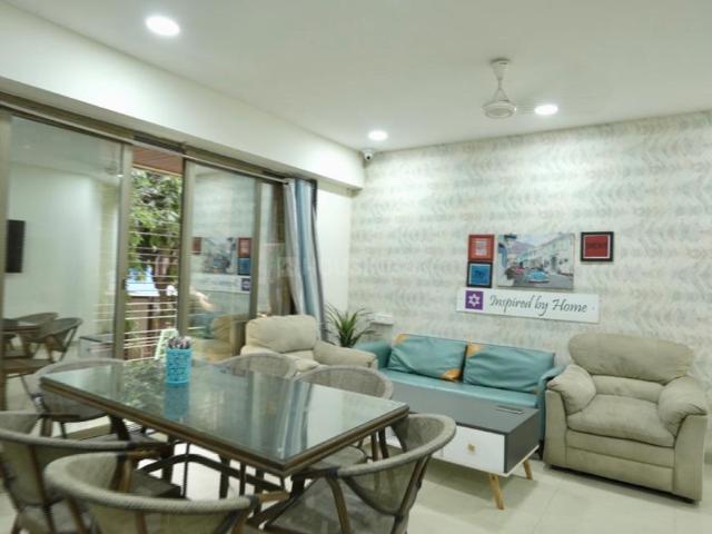 4 BHK Apartment in Vile Parle West for resale Mumbai. The reference number is 14978673