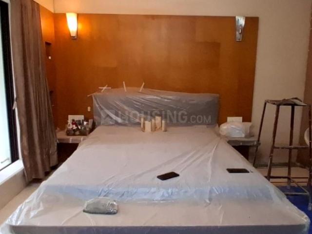 4 BHK Apartment in Vile Parle East for rent Mumbai. The reference number is 20703921