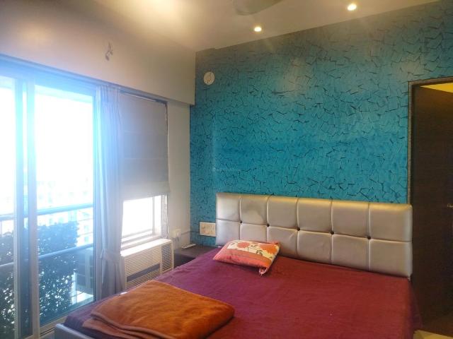 4 BHK Apartment in Vile Parle East for resale Mumbai. The reference number is 19368081