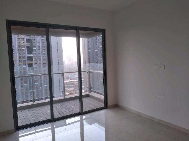 4 BHK Apartment in Vile Parle East for resale Mumbai. The reference number is 19368235