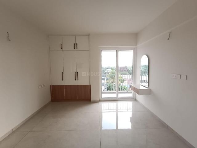 4 BHK Apartment in Vyttila for resale Kochi. The reference number is 20957320