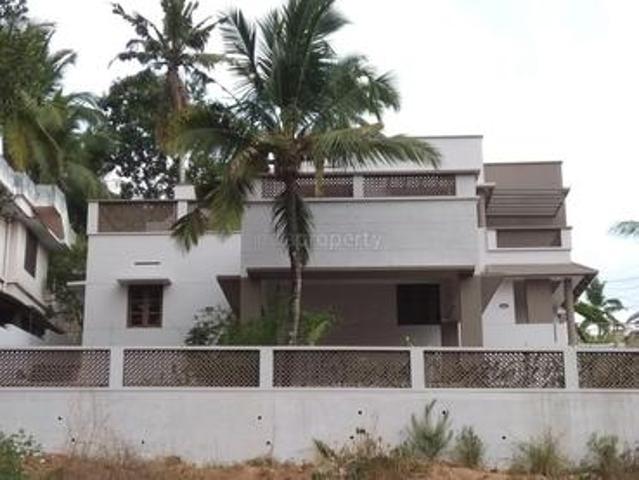 4 BHK | Builtup Area: 2500 Sq. Ft & Plot Area: 10 Cents for 1.3 Cr | House/villa in Powdikonam, Thiruvananthapuram | Facing: East | Posted by Syntrio Realtors IP6781 SKU 1