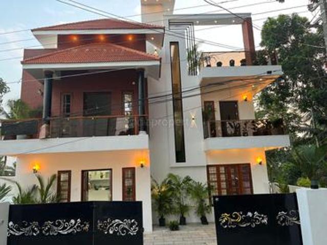 4 BHK | Builtup Area: 2500 Sq. Ft & Plot Area: 5 Cents for 1.75 Cr | House/villa in Mannanthala, Thiruvananthapuram | Facing: East | Posted by Mr Paisly IP7038 SKU 1