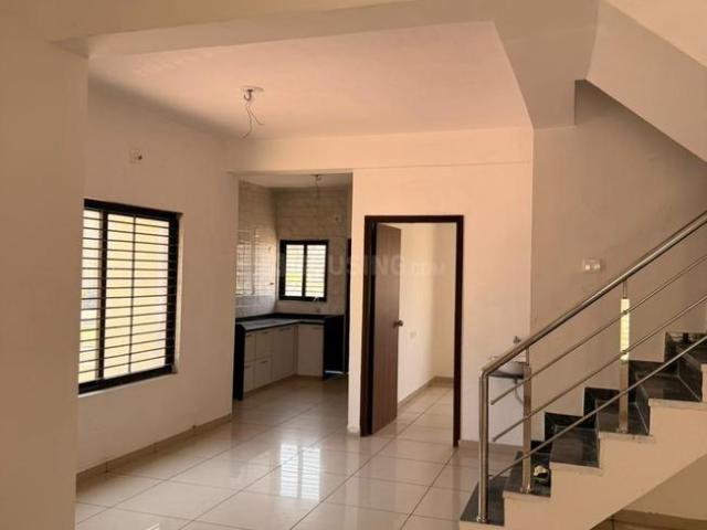 4 BHK Duplex in Ajwa Nimeta Link Road for rent Vadodara. The reference number is 20366218