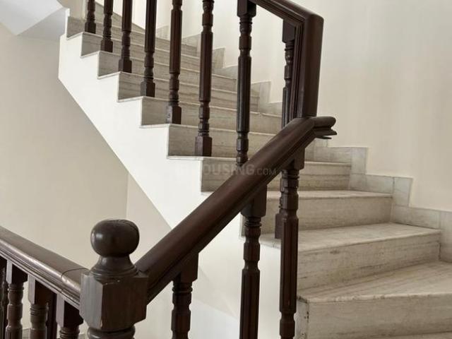 4 BHK Duplex in Banjara Hills for rent Hyderabad. The reference number is 20404143