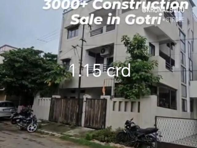 4 BHK Duplex in Gotri for resale Vadodara. The reference number is 17643601
