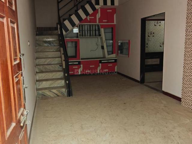 4 BHK Duplex in Gandhidham for rent Kutch. The reference number is 19915159
