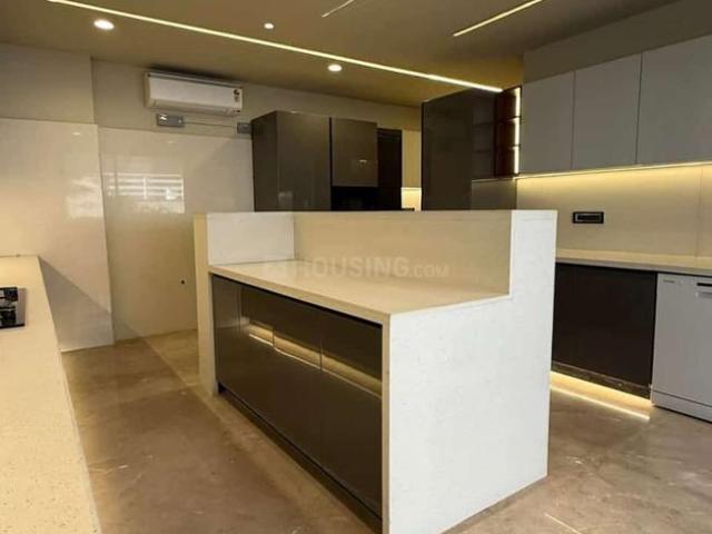 4 BHK Duplex in Gulmohar Park for resale South Delhi. The reference number is 16605400