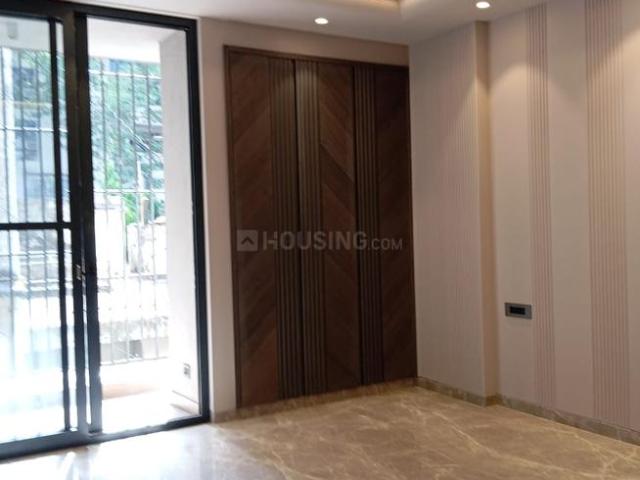 4 BHK Duplex in Defence Colony for resale South Delhi. The reference number is 17453754