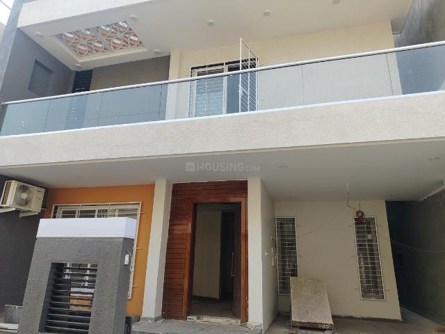 4 BHK Duplex in Kachana for resale Raipur. The reference number is 19714542