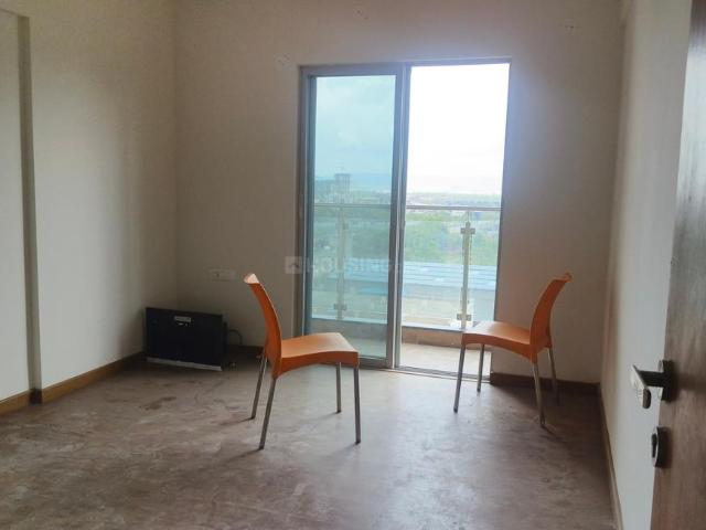 4 BHK Duplex in Kharadi for rent Pune. The reference number is 20718608