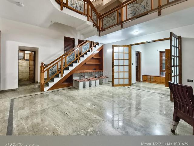 4 BHK Duplex in HSR Layout for rent Bengaluru. The reference number is 20398703