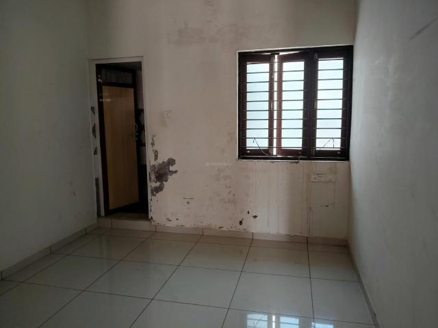 4 BHK Duplex in Nikol for resale Ahmedabad. The reference number is 18438227