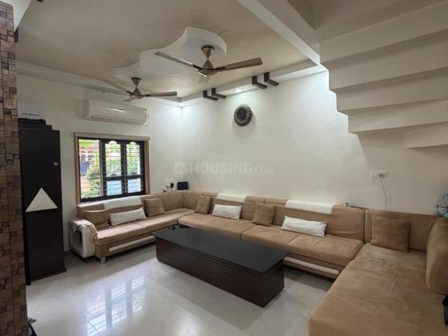 4 BHK Duplex in Nikol for resale Ahmedabad. The reference number is 20995130