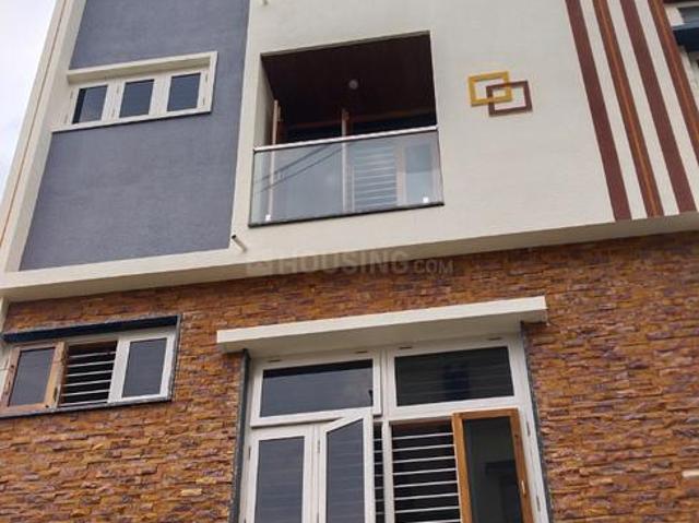 4 BHK Duplex in SMV Layout for resale Bengaluru. The reference number is 20304534