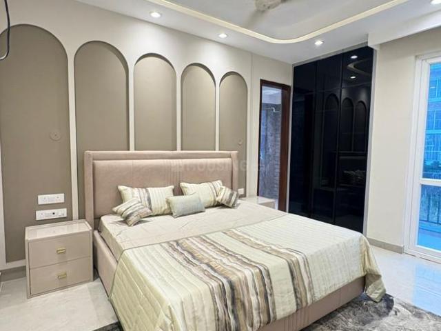 4 BHK Duplex in Sector 71 for resale Gurgaon. The reference number is 19969924