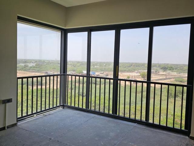 4 BHK Duplex in Shantigram for rent Ahmedabad. The reference number is 19477803