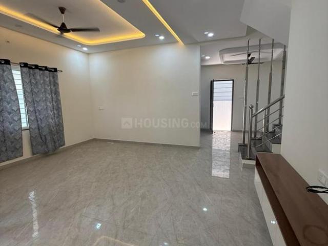 4 BHK Duplex in Vayusena Nagar for resale Nagpur. The reference number is 20452602
