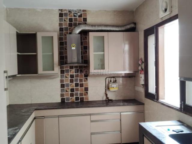 4 BHK Duplex in Vasant Kunj for rent New Delhi. The reference number is 20655810