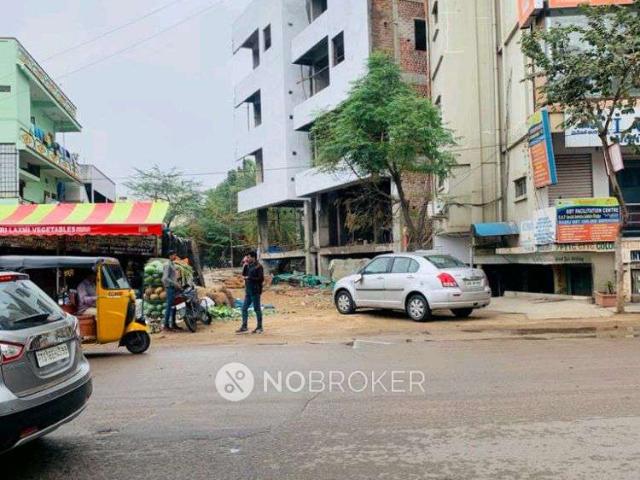 4+ BHK Flat for Rent In Banjara Hills