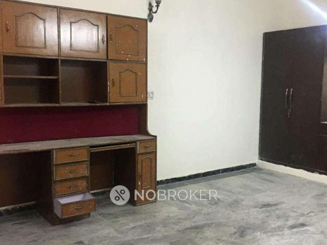 4 BHK Flat for Rent In Janakpuri