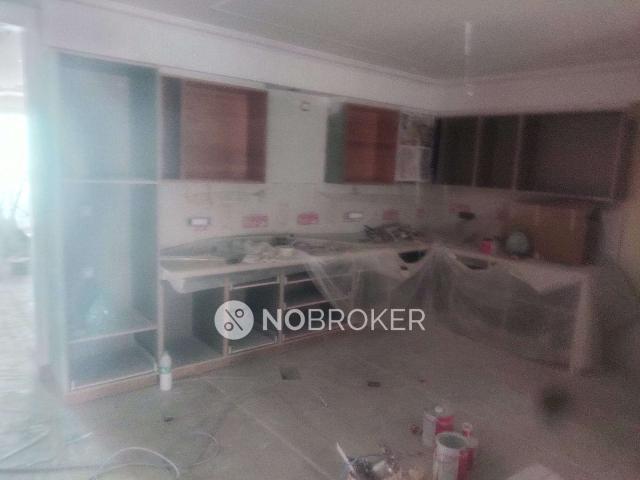 4 BHK Flat for Rent In Janakpuri