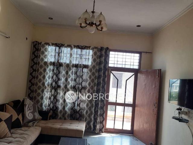 4 BHK Flat for Rent In Sector 23