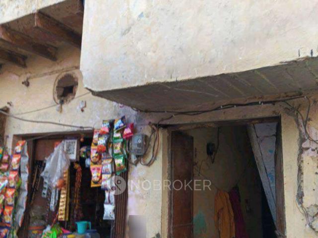 4+ BHK Flat For Sale In Madanpur Khadar