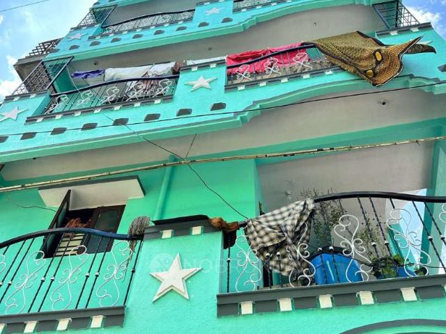 4+ BHK Flat For Sale In Mallige Hospital