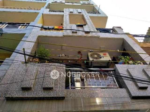 4+ BHK Flat For Sale In Mohan Garden