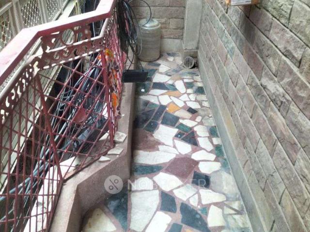 4+ BHK Flat For Sale In Baba Farid Puri Near Gurudwara Mani