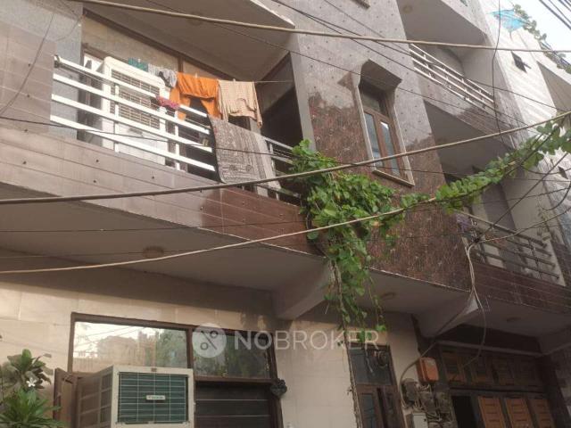 4+ BHK Flat For Sale In Janakpuri