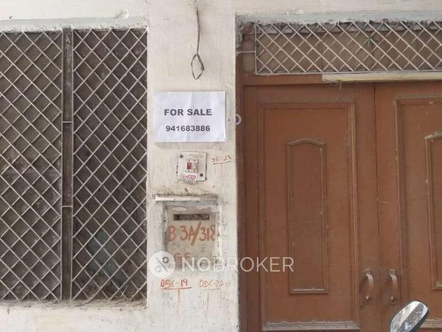 4+ BHK Flat For Sale In Janakpuri