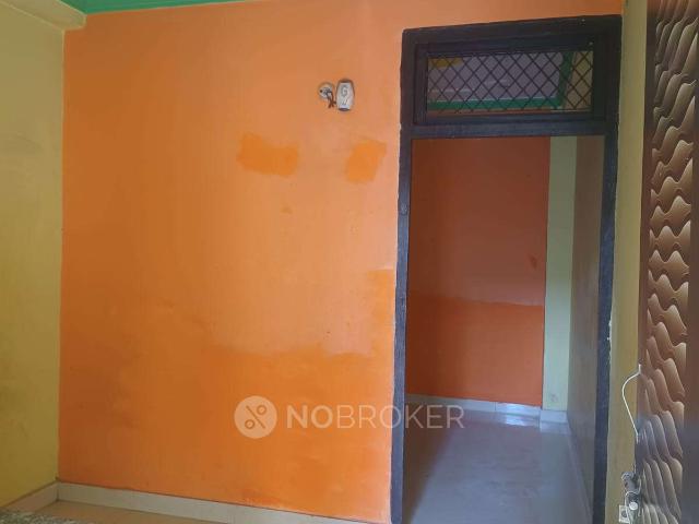 4 BHK Flat For Sale In Khora Colony