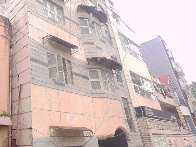 4+ BHK Flat For Sale In Safdarjung Enclave