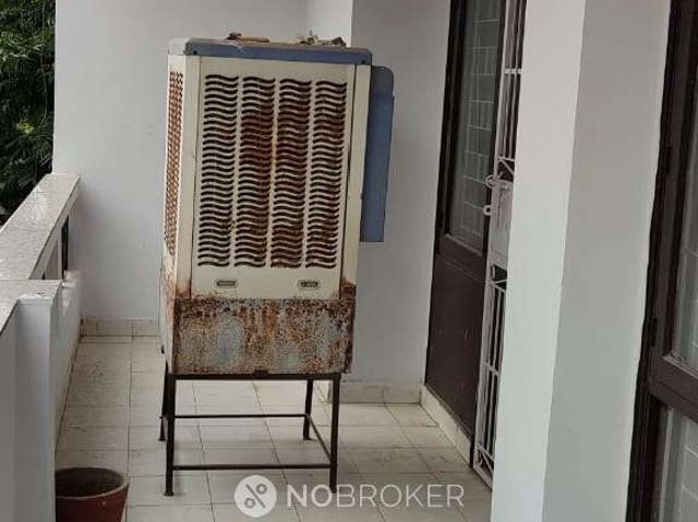 4 BHK Flat For Sale In Sector 52