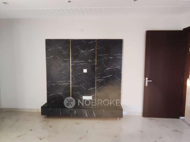 4 BHK Flat For Sale In Sector 67