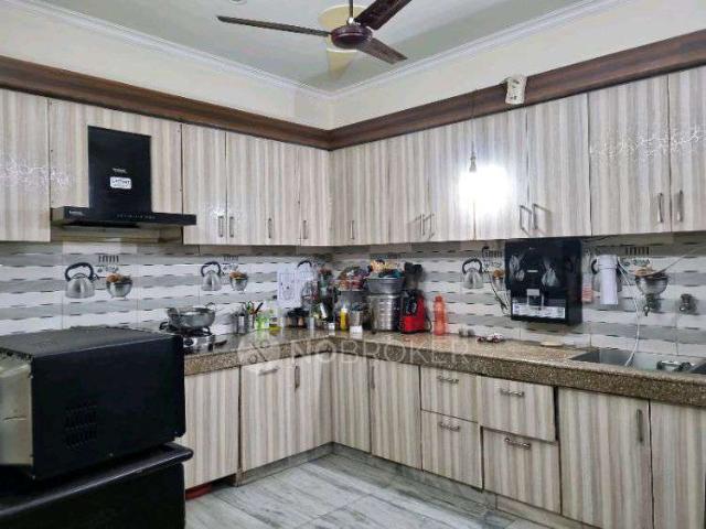 4 BHK Flat For Sale In Uttam Nagar