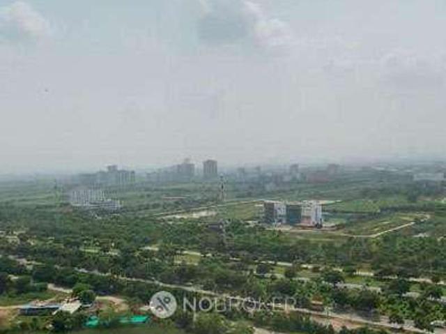 4 BHK Flat In Mahagun Mantra Ii For Sale In Sector 10