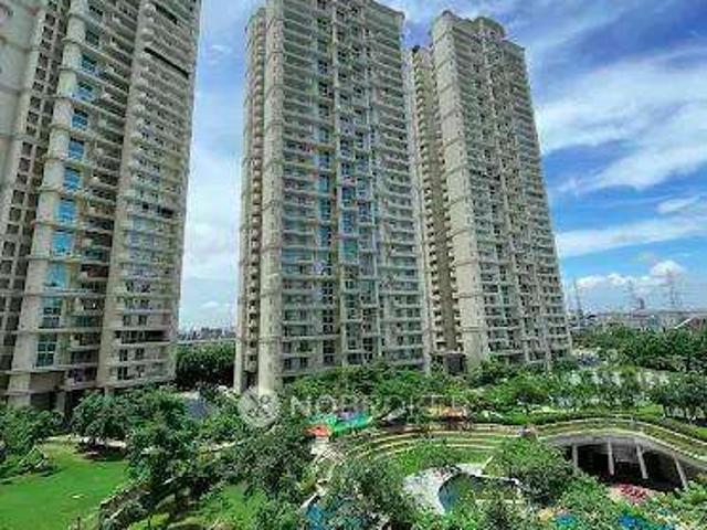 4+ BHK Flat In Mahagun Mezzaria For Sale In Sector 78