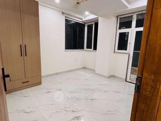 4 BHK Flat In Maharishi Enclave for Rent In Sector 104
