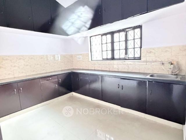 4 BHK Flat In Naveen Terraces for Rent In Koramangala, Ban