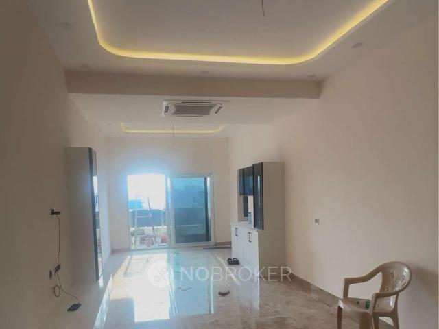 4 BHK Flat In Ameri Tower For Sale In Masjid e gada Baig, Janachaitanya Colony