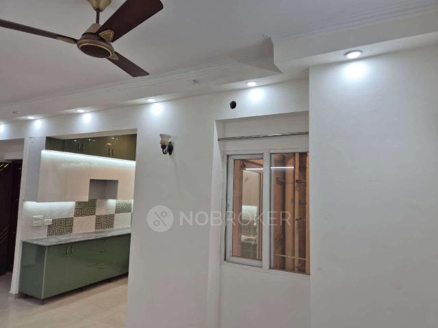 4 BHK Flat In Amrapali Verona Heights, Techzone 4 for Rent In Amrapali Leisure Valley