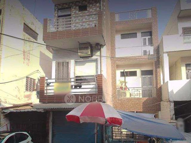 4+ BHK Flat In Apartment For Sale In Moti Nagar